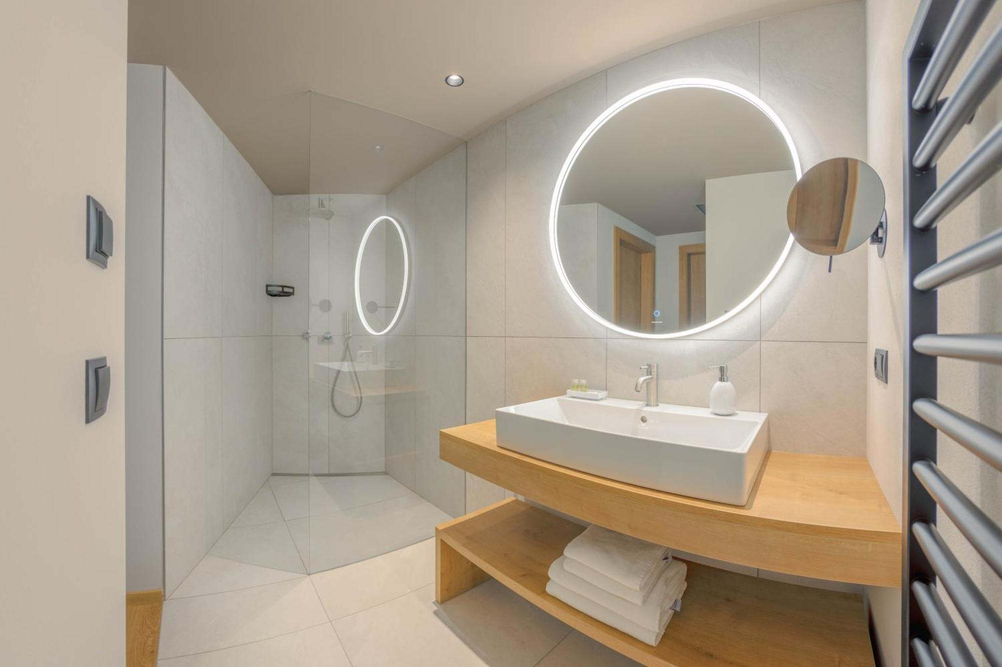 Villa Hubertus Luxuria Nova Suites - Adults Friendly Naturns Dış mekan fotoğraf