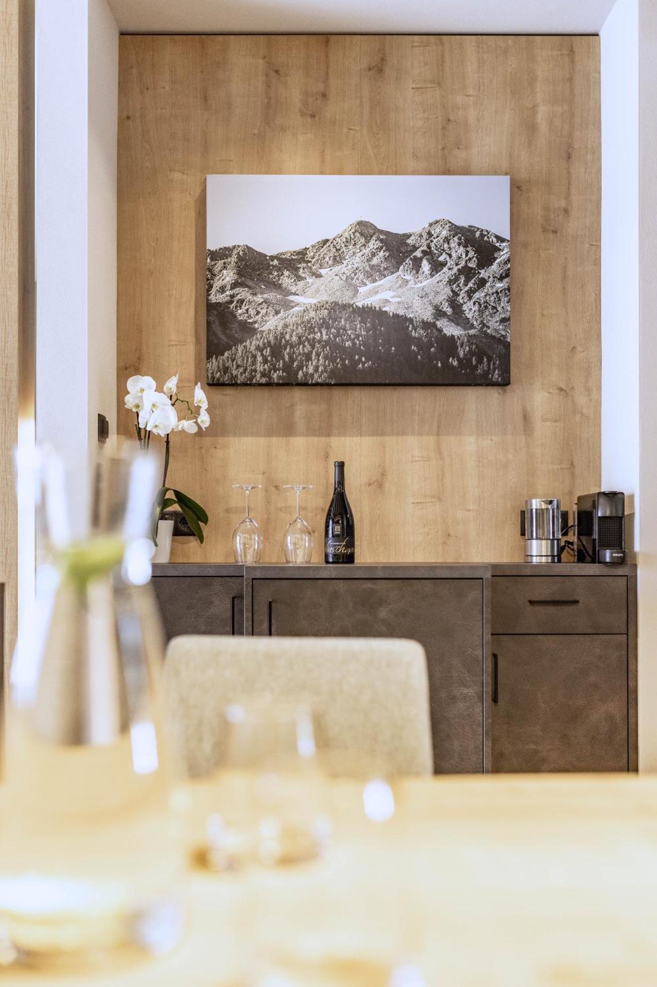 Villa Hubertus Luxuria Nova Suites - Adults Friendly Naturns Dış mekan fotoğraf